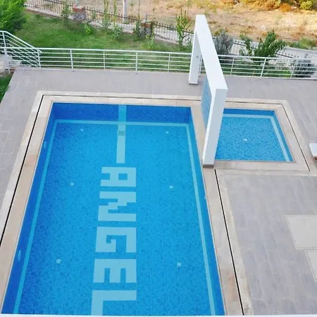 Prestige E - 4 Bedroom Private In Ovacik فيلة