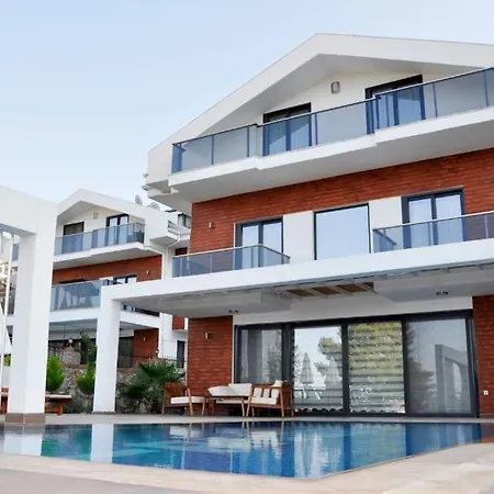 Prestige E - 4 Bedroom Private In Ovacik Vila